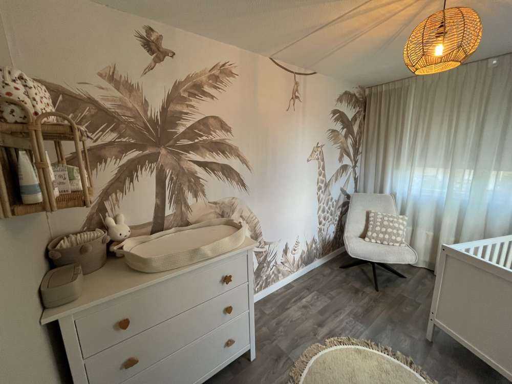 Różne zwierzęta z dżungli w kolorze taupe