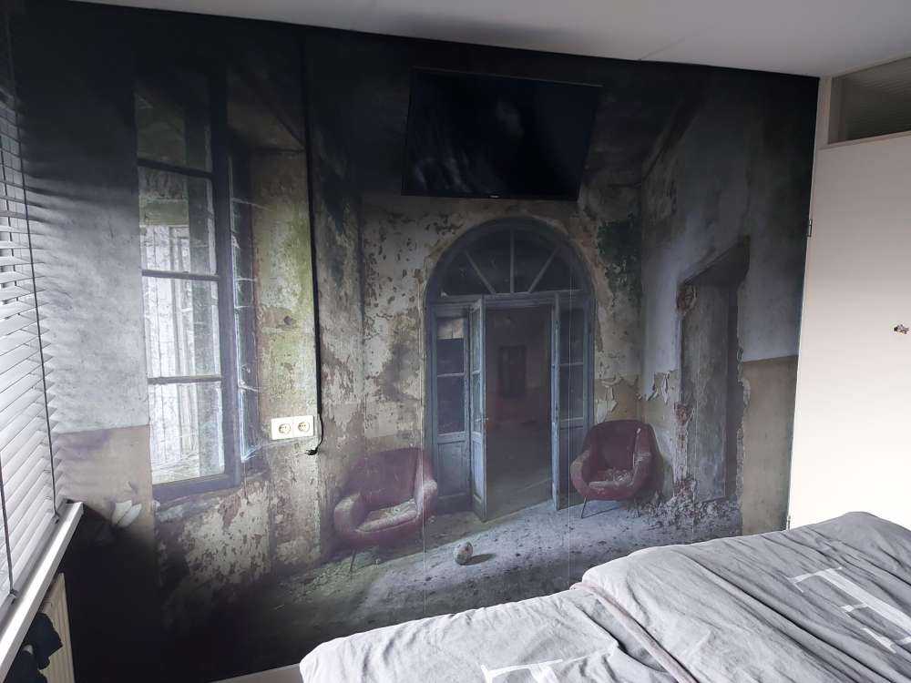 Korytarz w opuszczonym domu