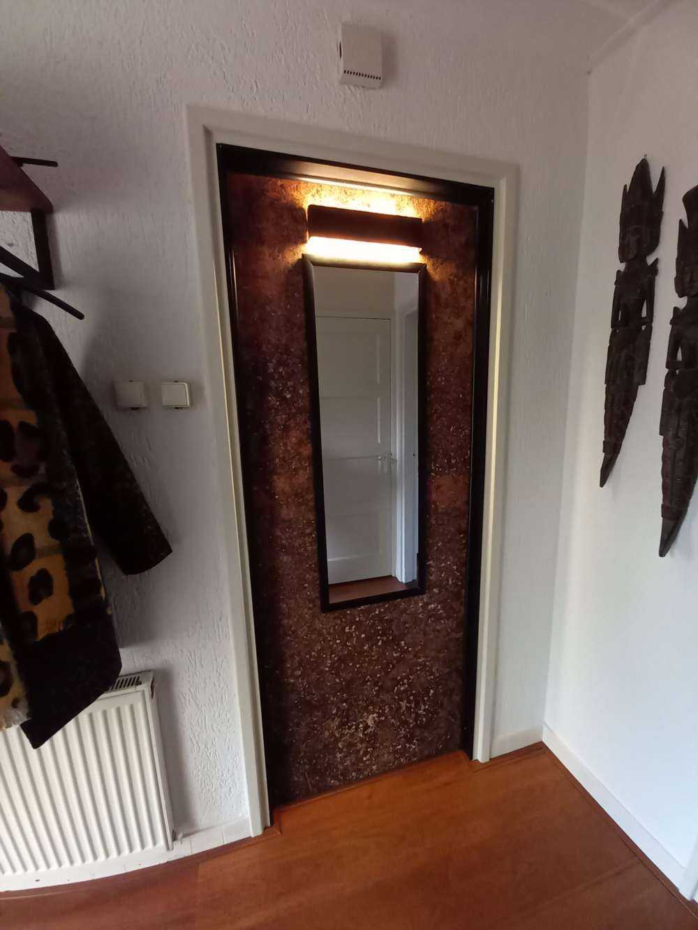 Struktura w kolorze brązowym