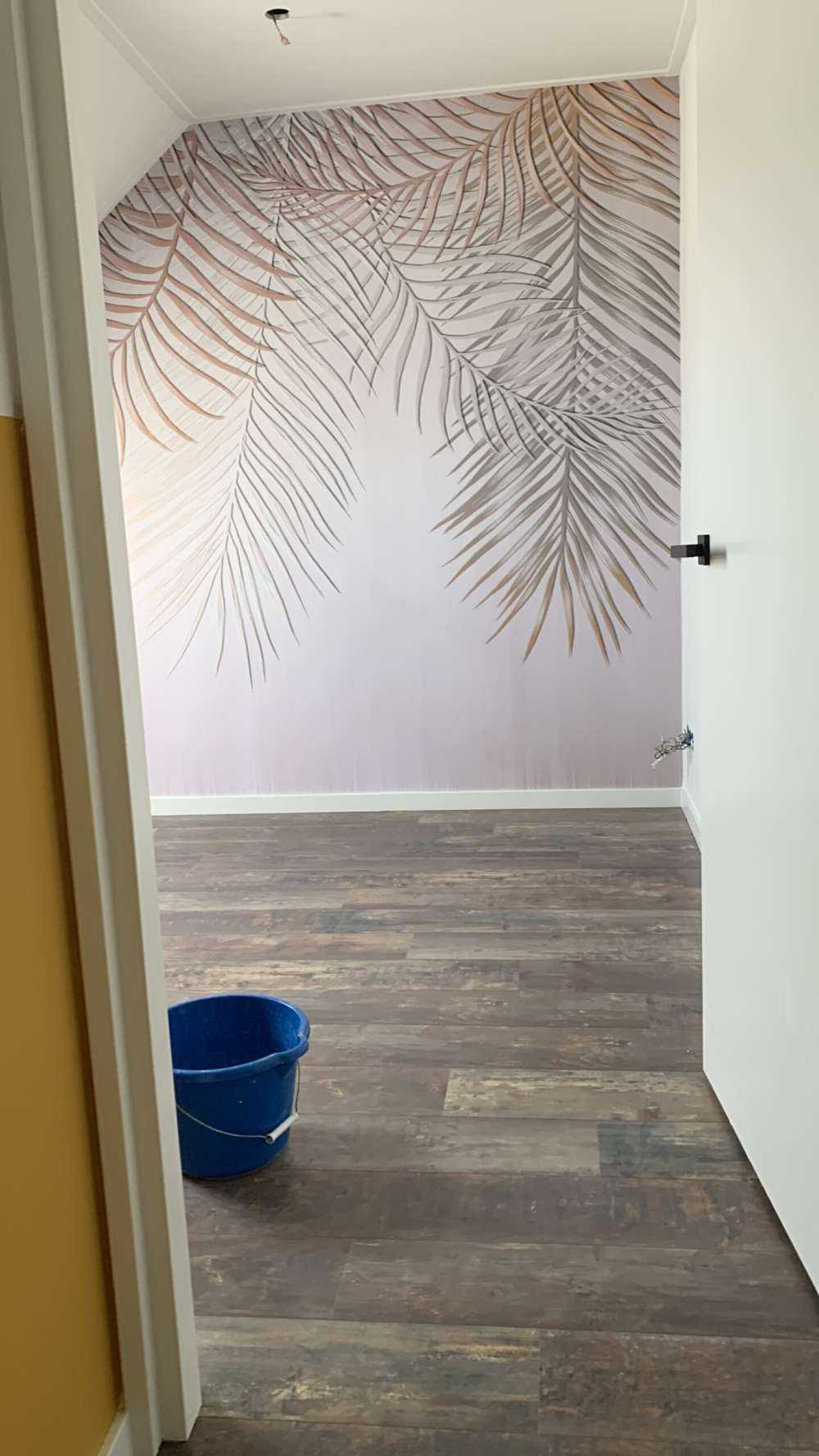 Liście palmy w kolorze beżowym