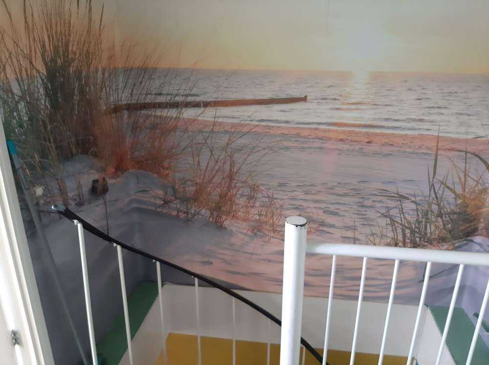 Plaża wydmowa przy zachodzie słońca