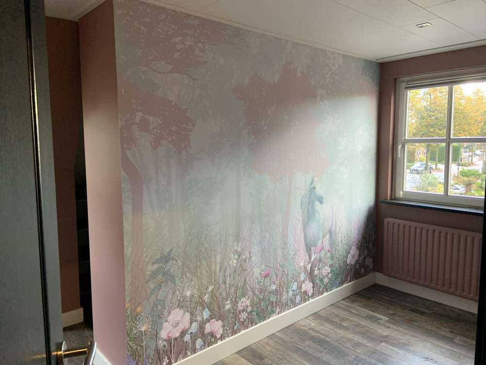 Niebieski i różowy las