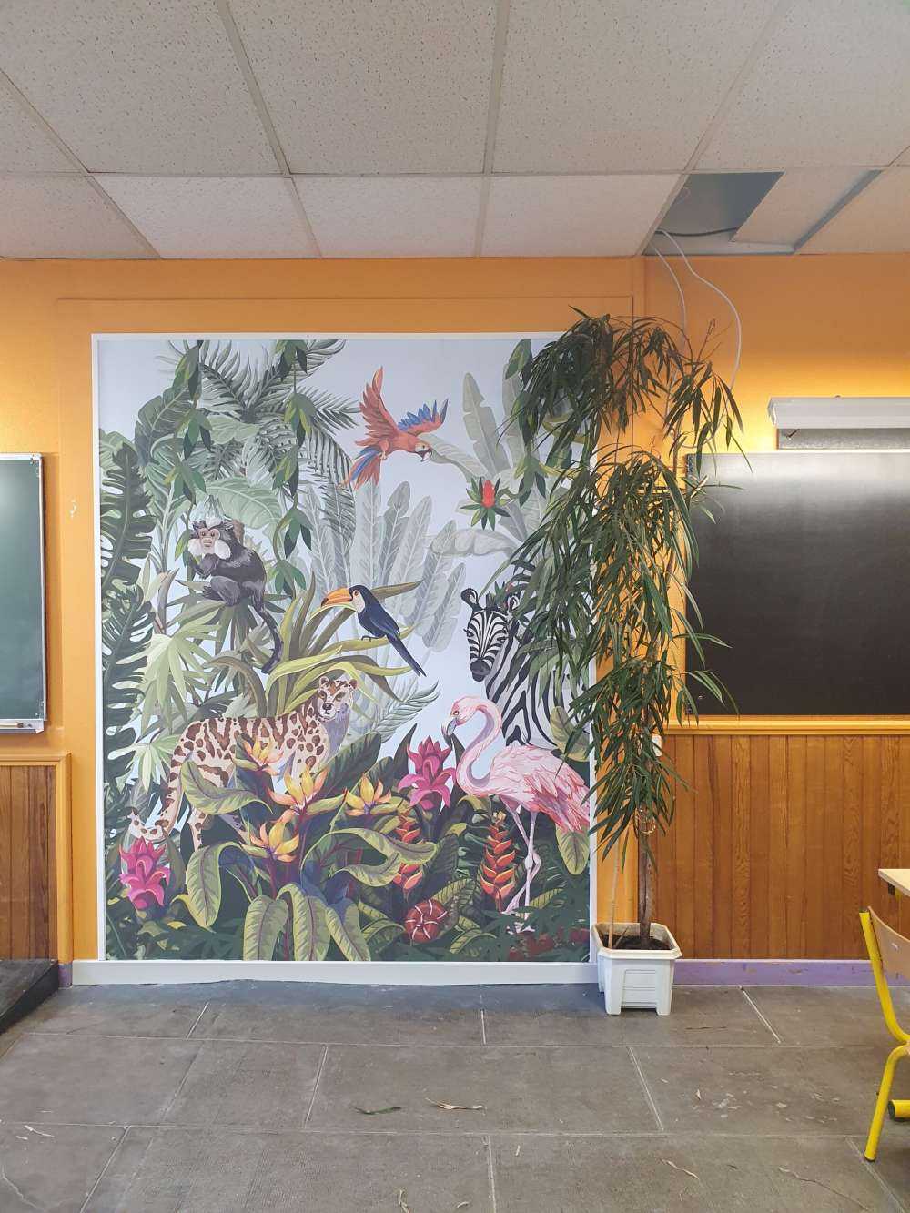 Kolorowa dżungla z zwierzętami