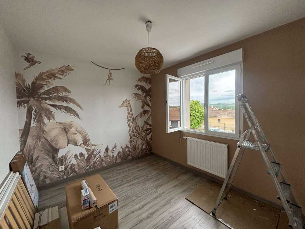 Różne zwierzęta z dżungli w kolorze taupe