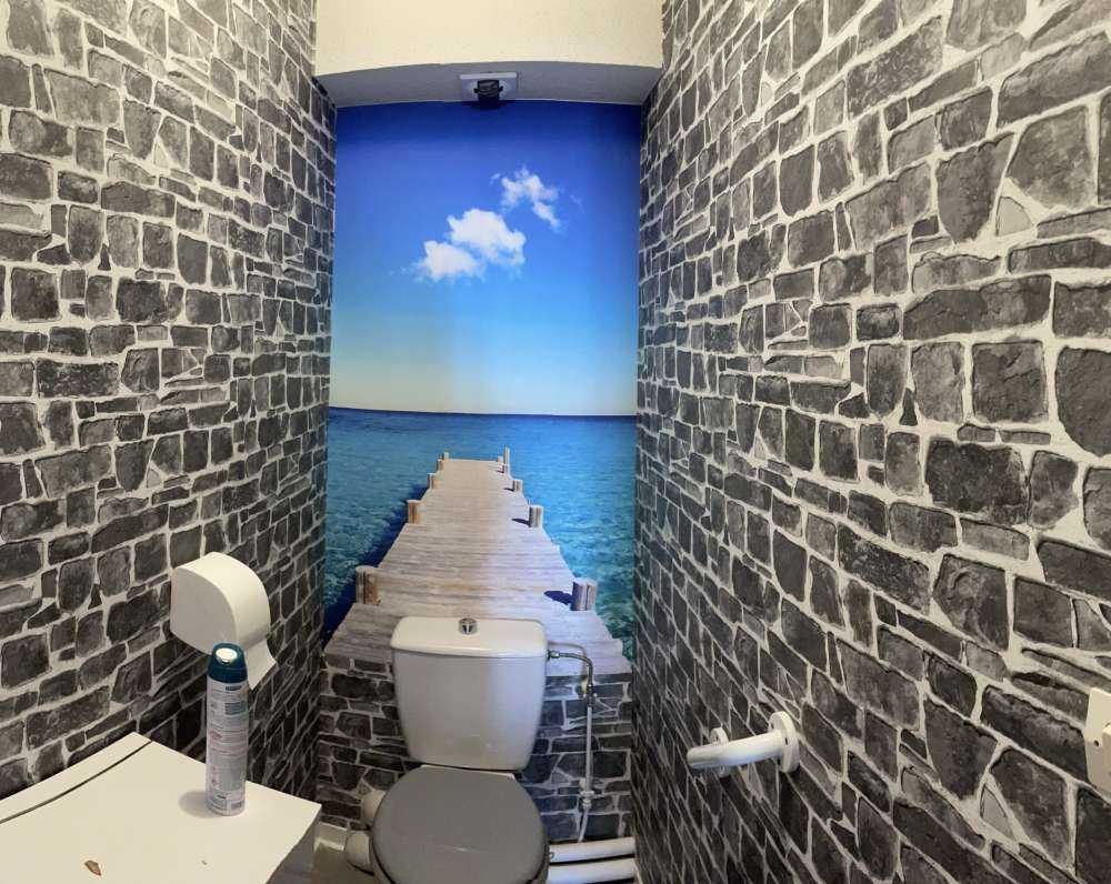 Wznosząc się w morzu