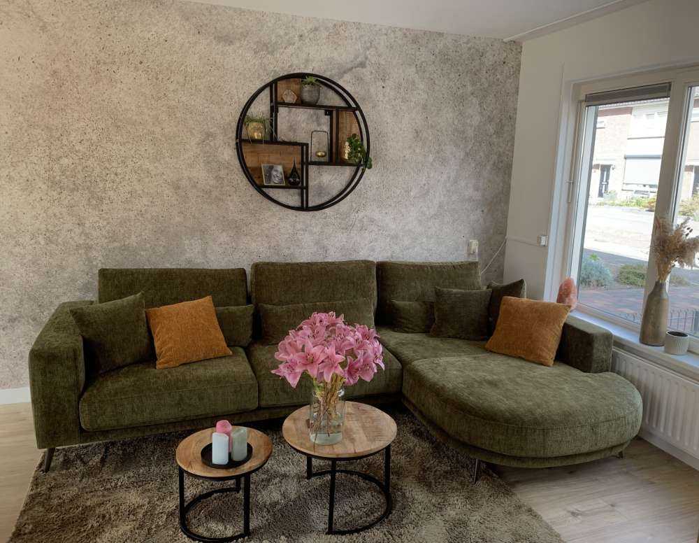 Jasnoszary beton polerowany na wysoki połysk