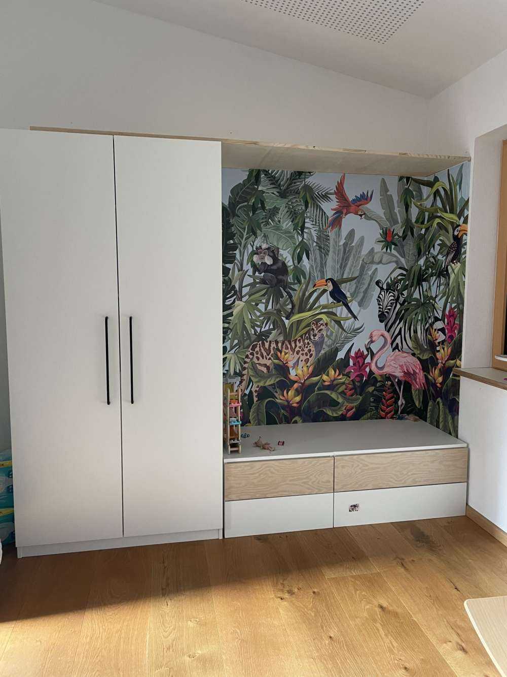 Kolorowa dżungla z zwierzętami