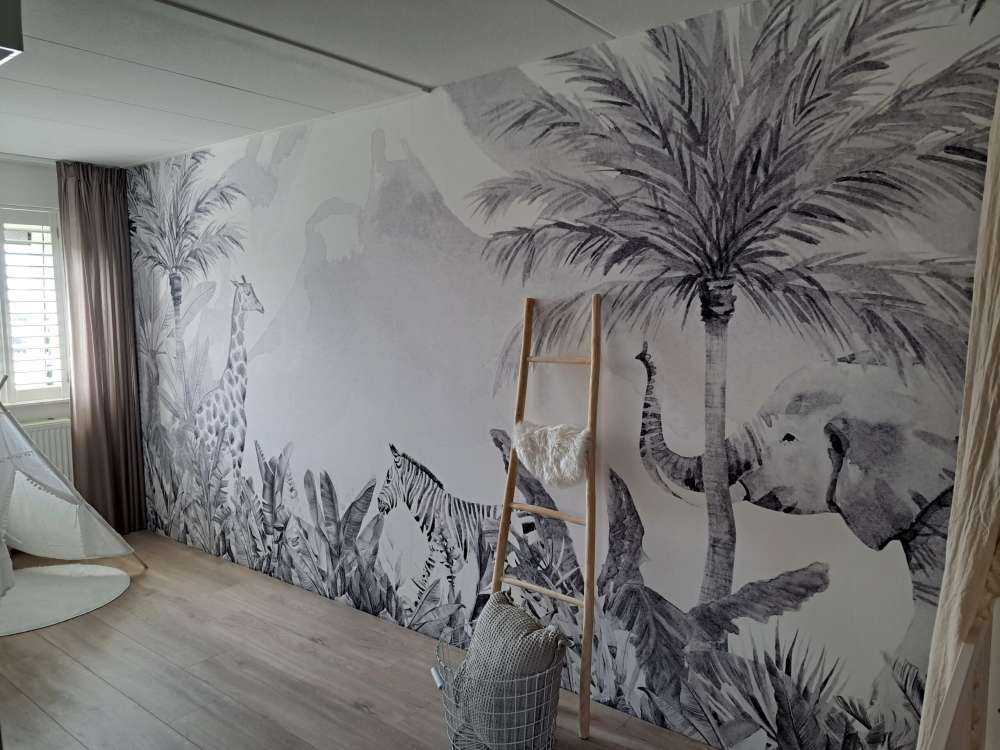 Zwierzęta z dżungli w czerni i bieli