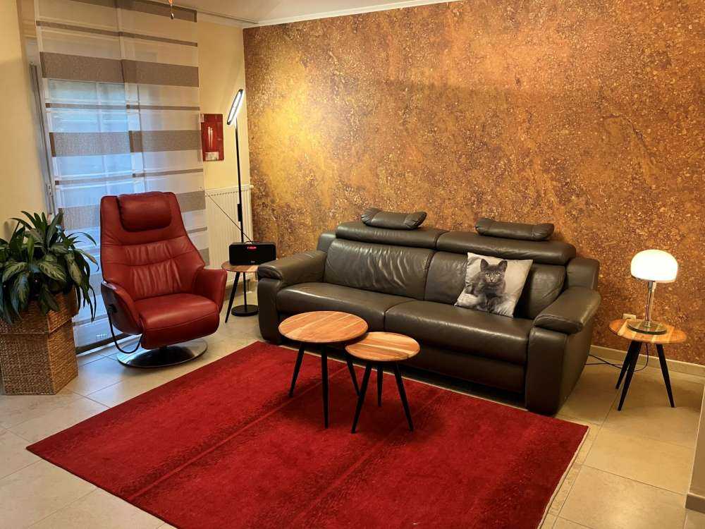 Marmur w kolorze złota