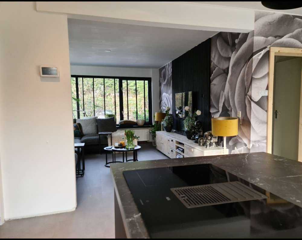 Róże czarno-białe