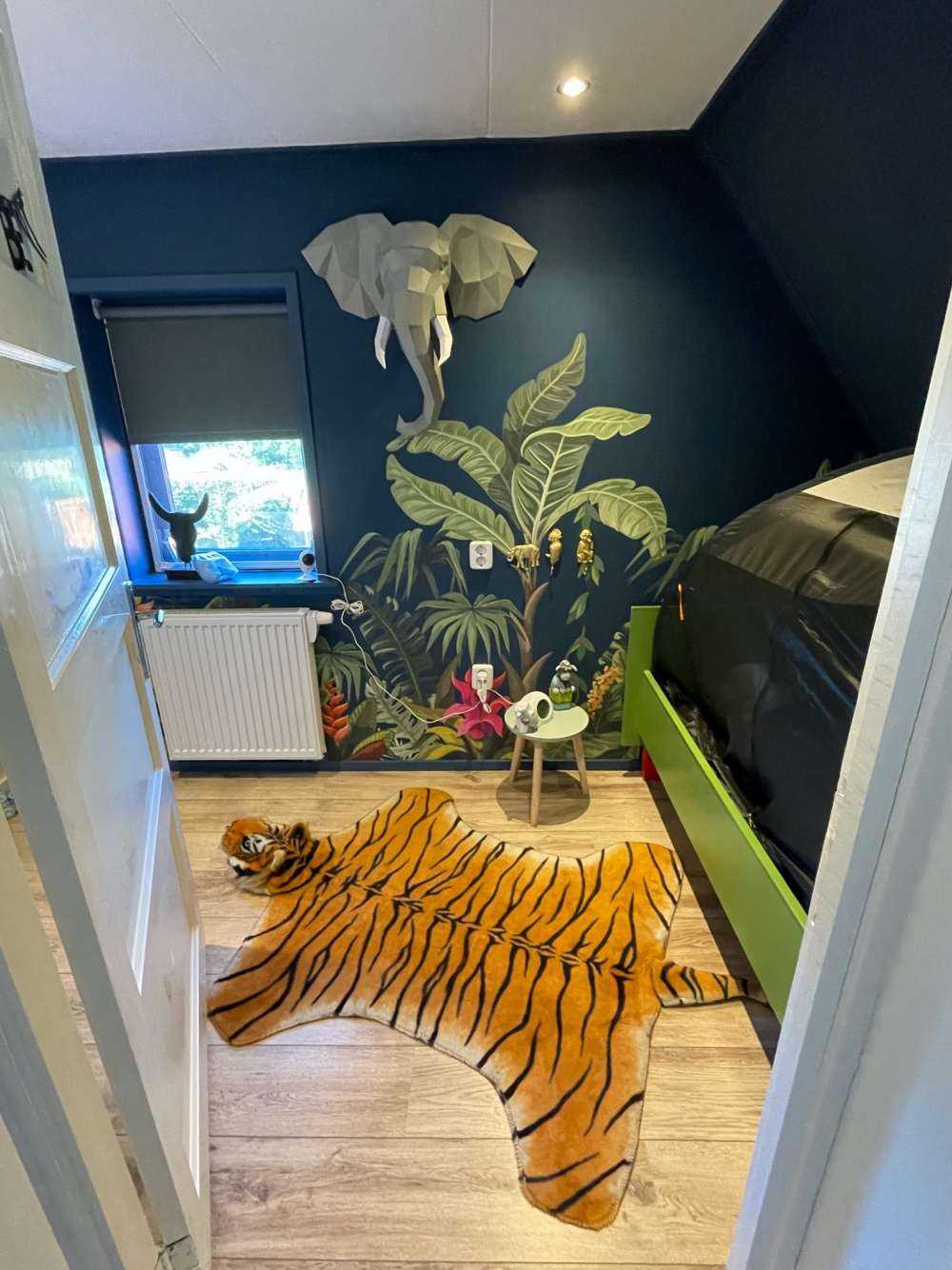 Kwiaty i drzewa w dżungli