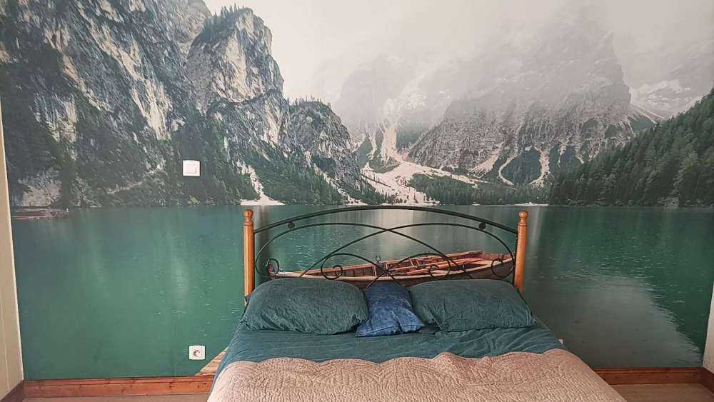 Łódka przy nabrzeżu