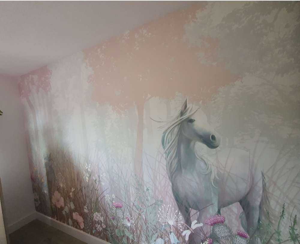 Niebieski i różowy las