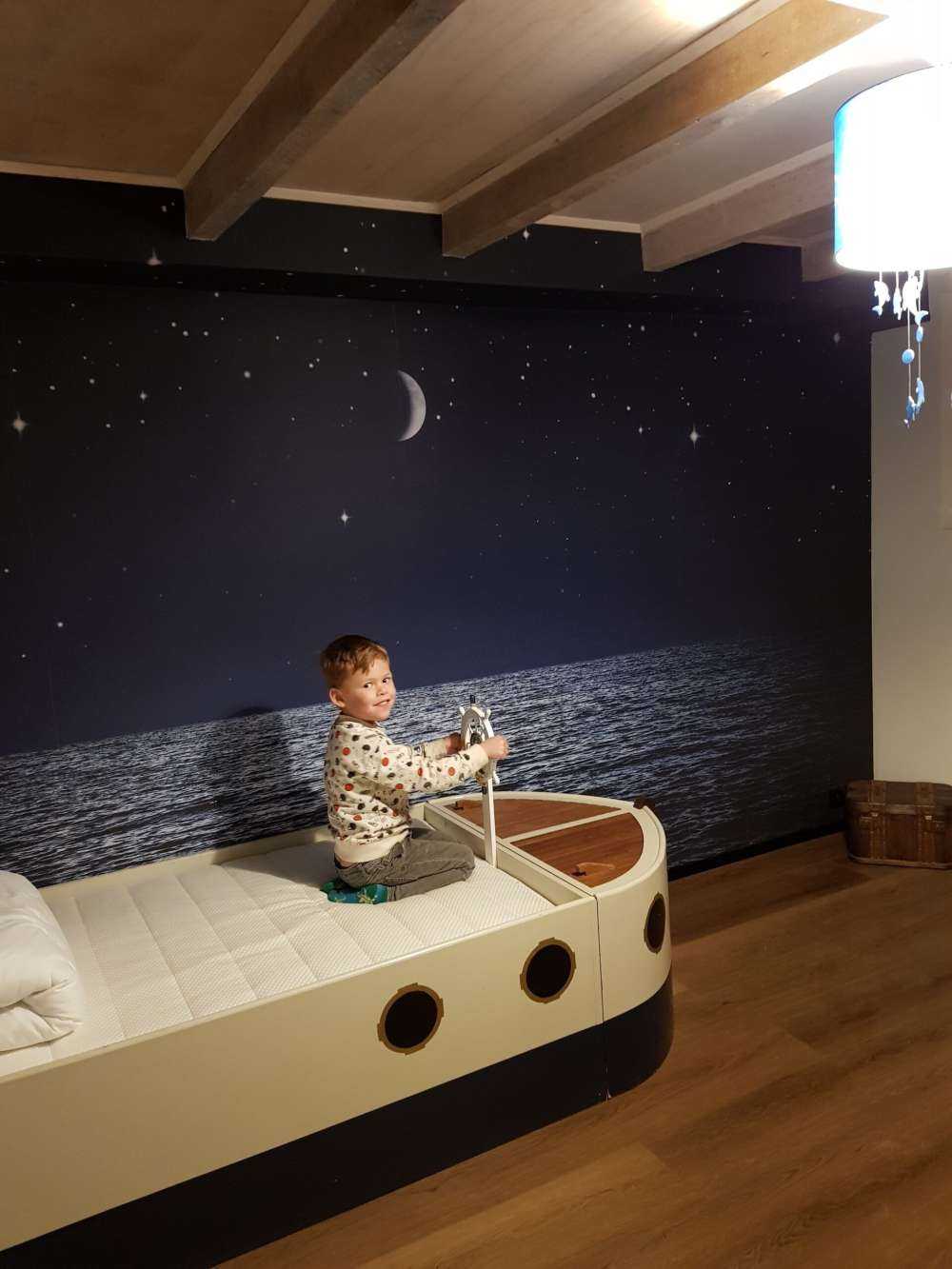 Gwieździste niebo nad morzem