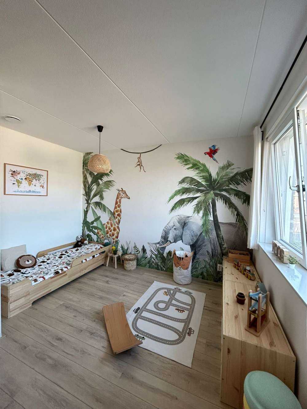 Kolorowe zwierzęta w dżungli 