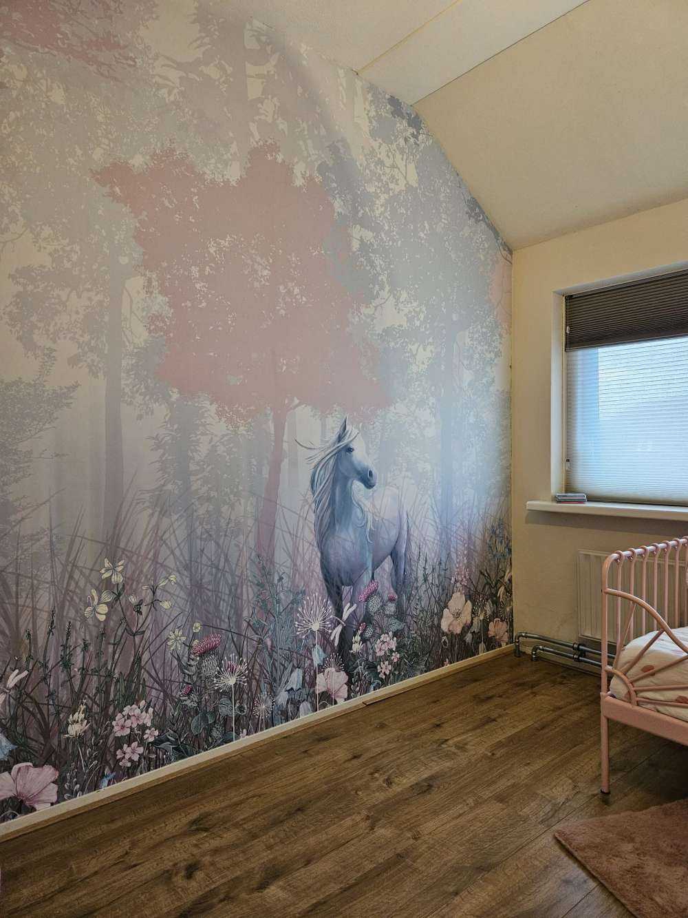 Niebieski i różowy las