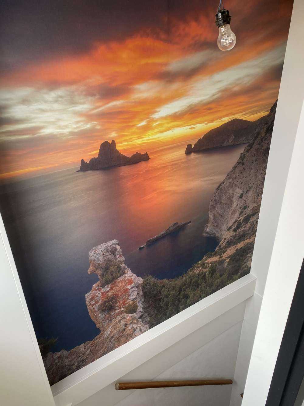 Wschód słońca z jaskini