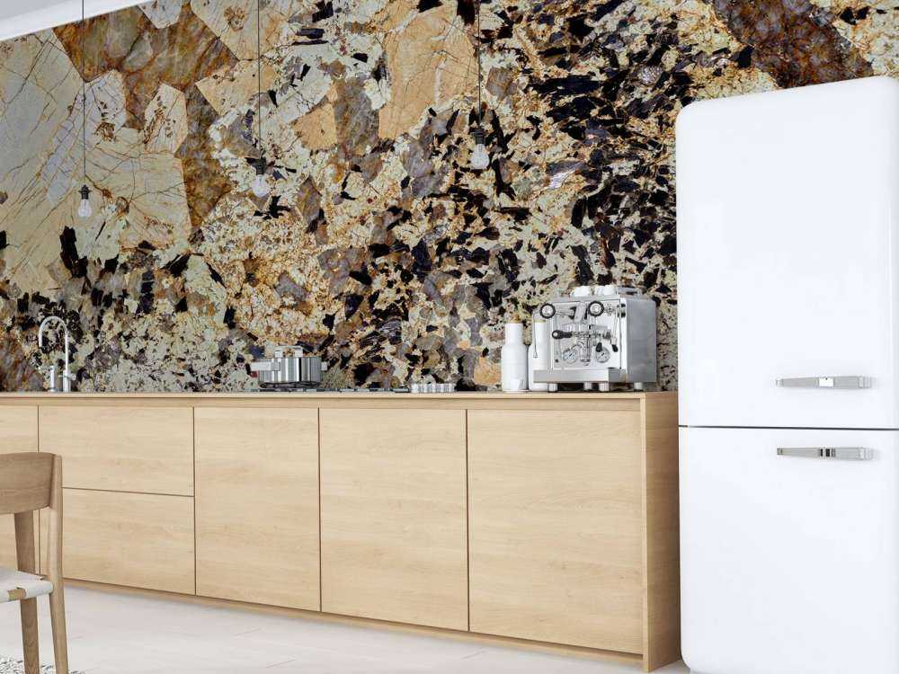 Marmur w kolorze brązowym