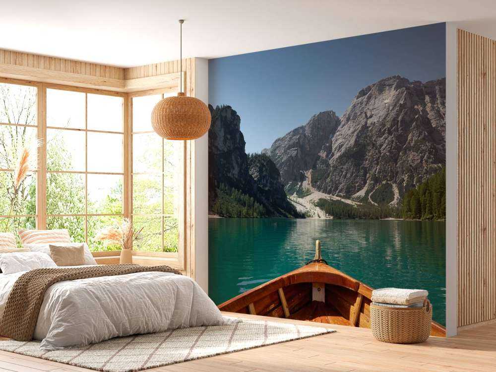 Lago di Braies z łodzi