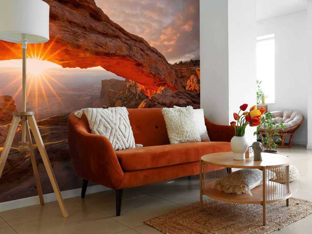 Zachód słońca pod skałami