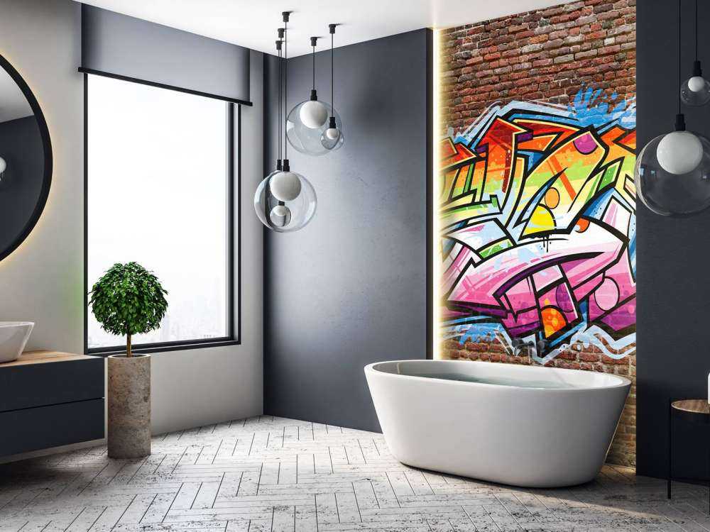 Graffiti na czerwonej cegle