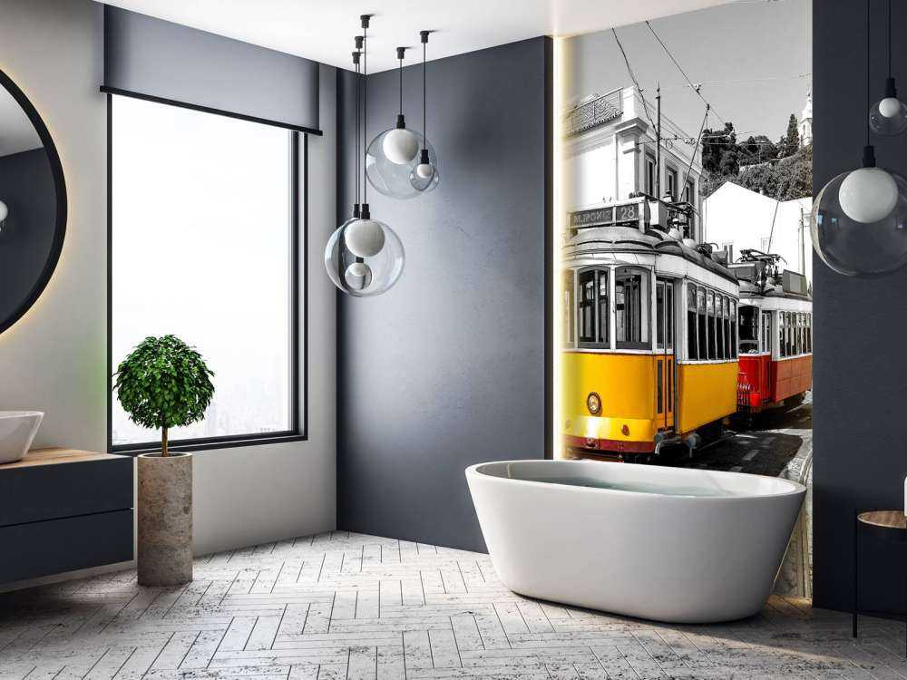 Żółty i czerwony tramwaj