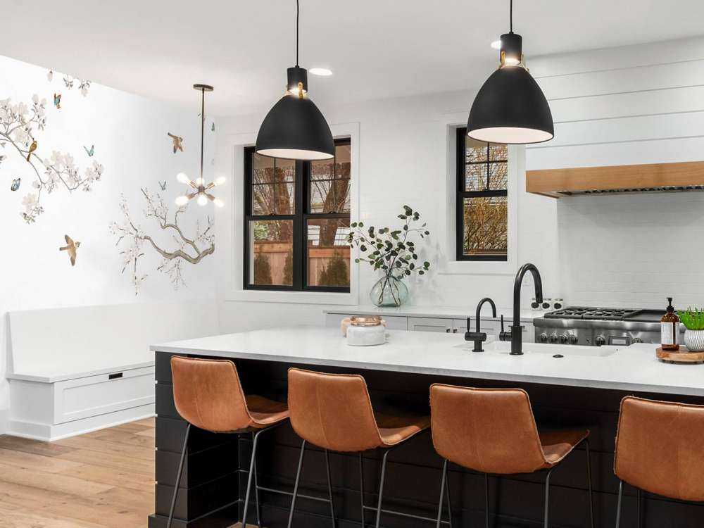 Kwitnące gałęzie i ptaki