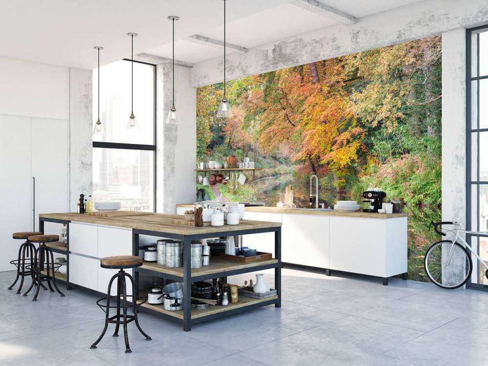 Ścieżka wzdłuż kanału