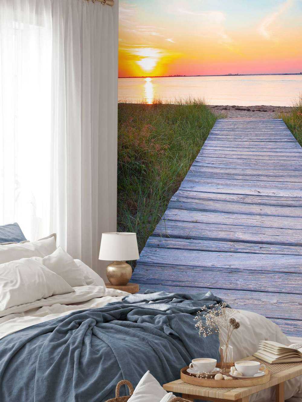 Plaża i drewniana droga