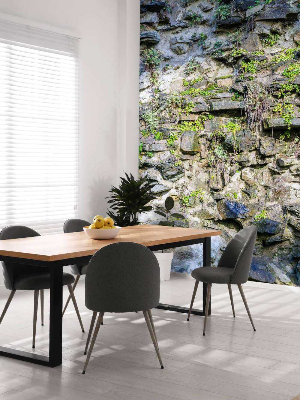 Zarośnięta ściana