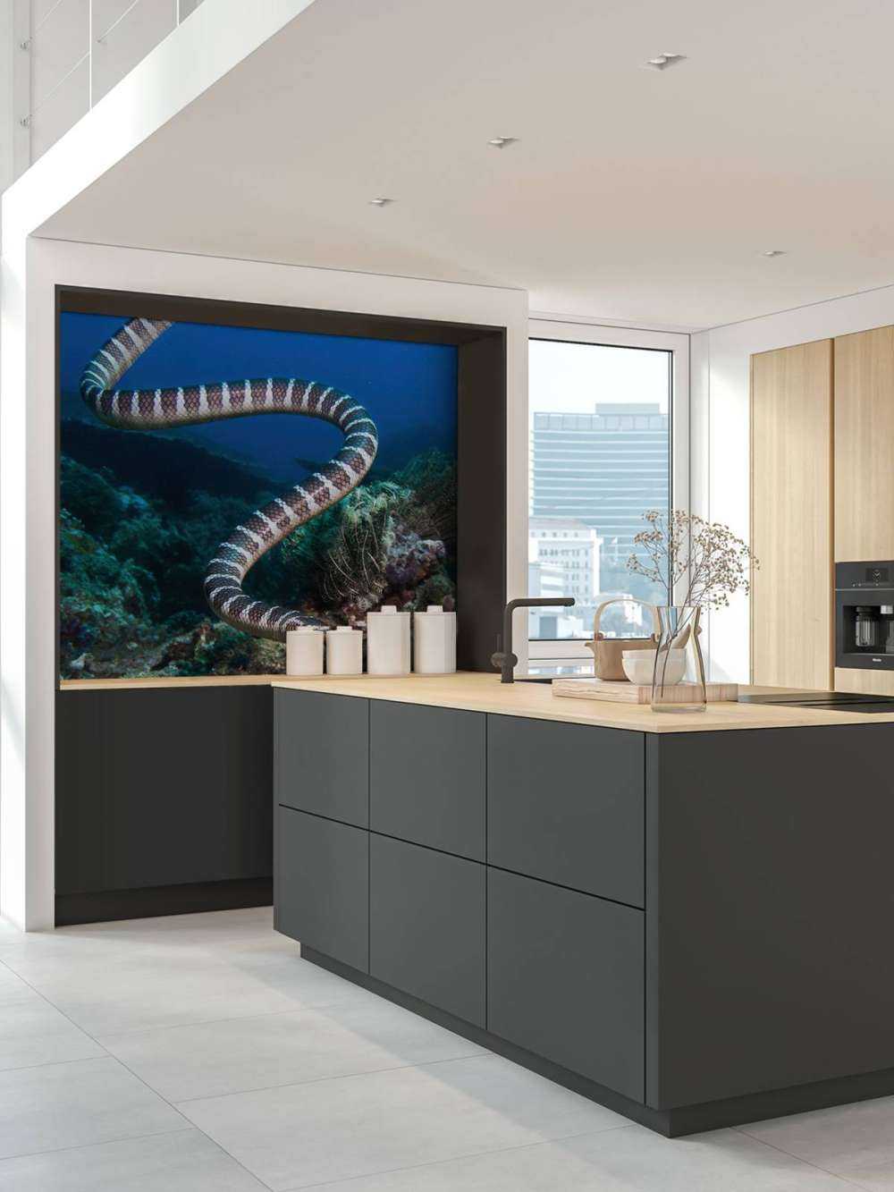 Pasiasty wąż morski