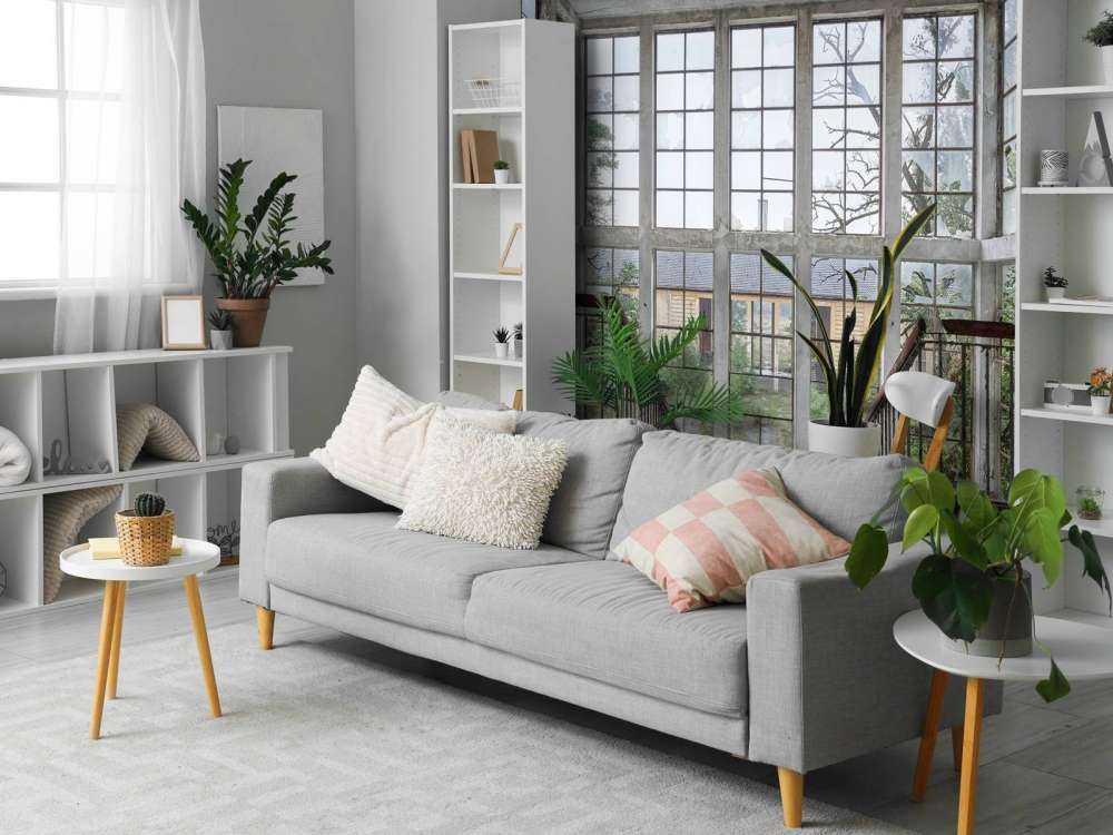 Schody w opuszczonym budynku