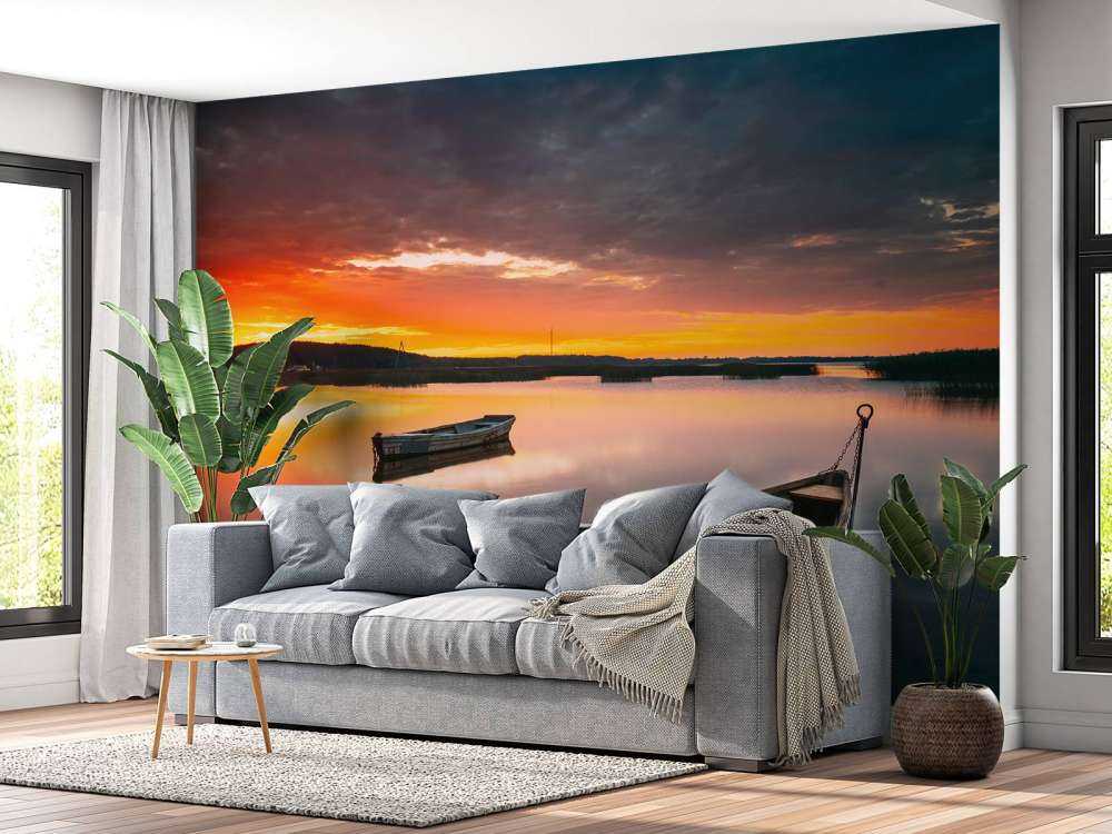 Łodzie o zachodzie słońca