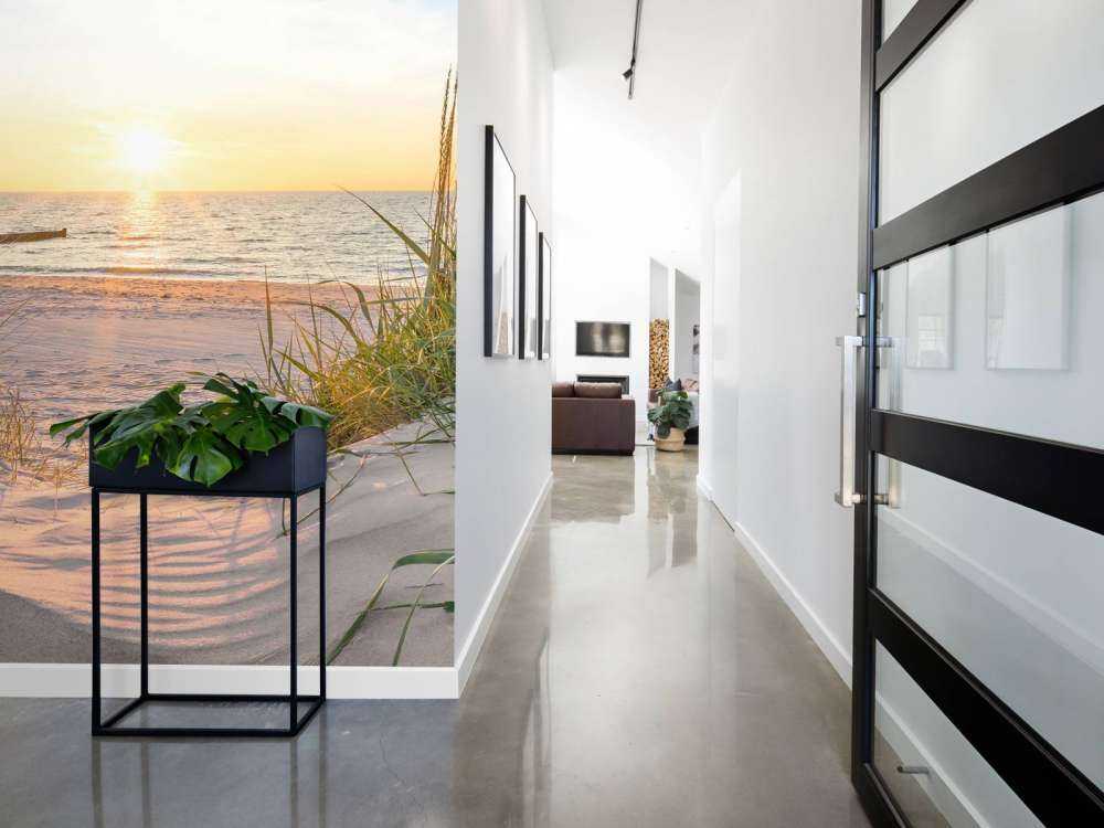 Plaża wydmowa przy zachodzie słońca