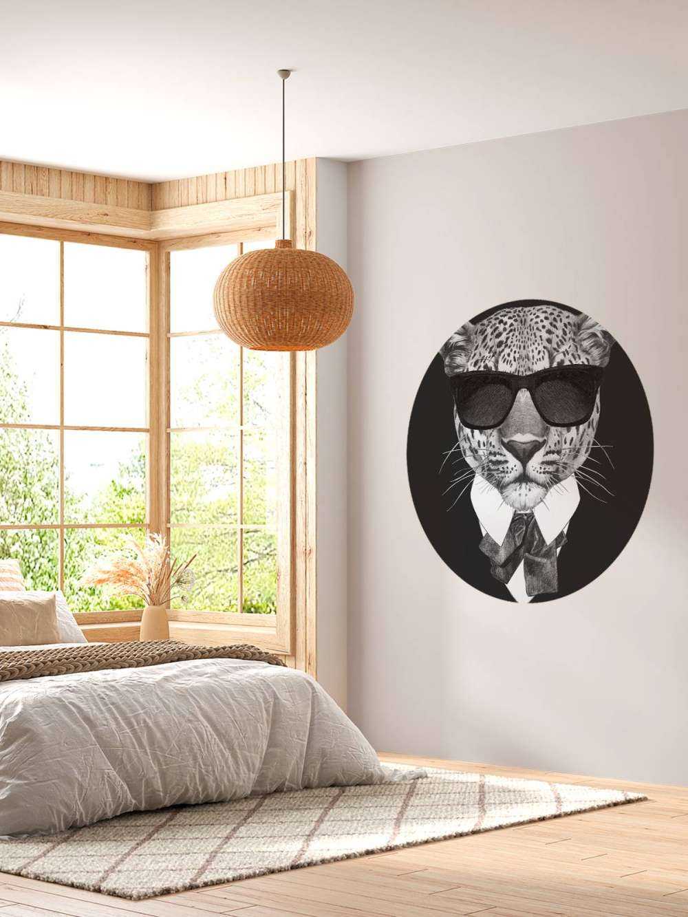 Lampart w garniturze