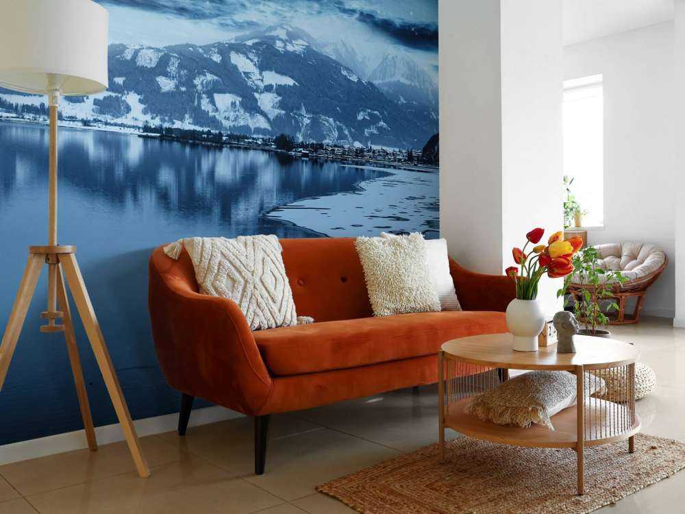 Zamrożone jezioro w nocy