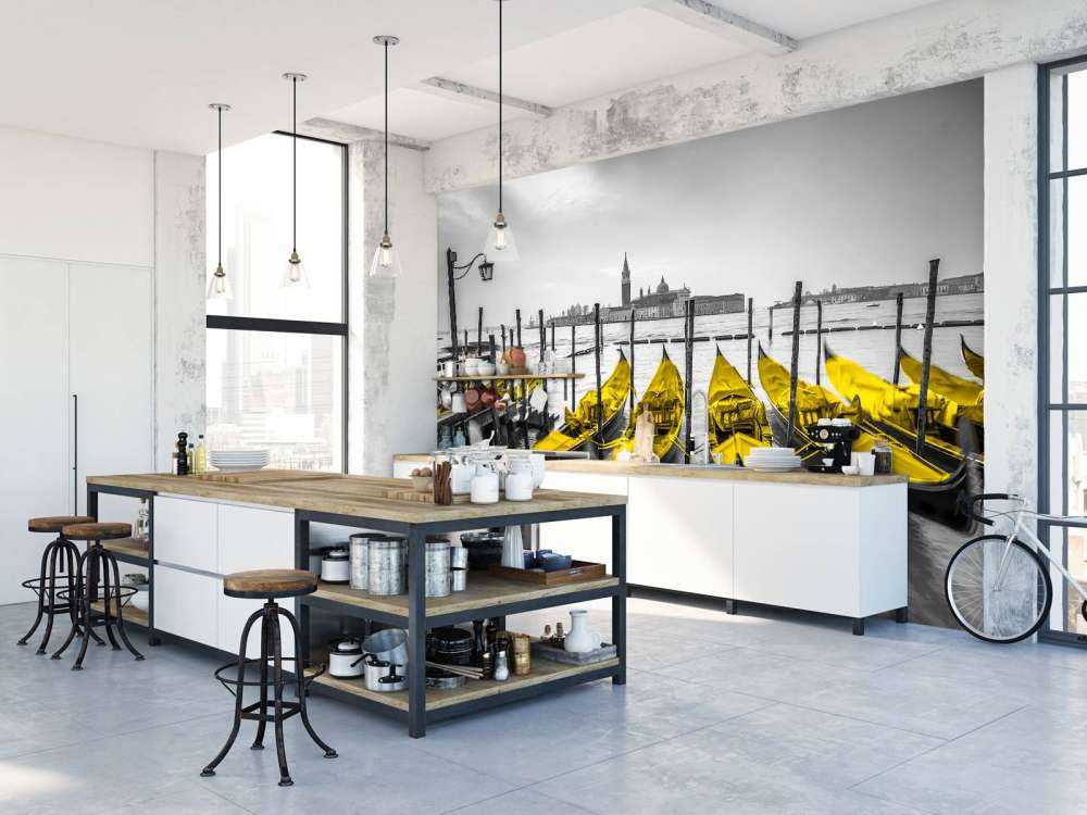 Gondole wzdłuż kanału