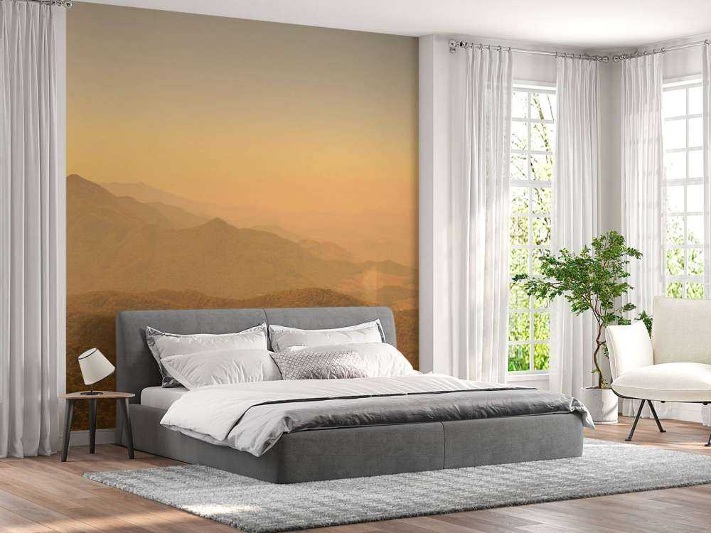 Wzgórze górskie i las