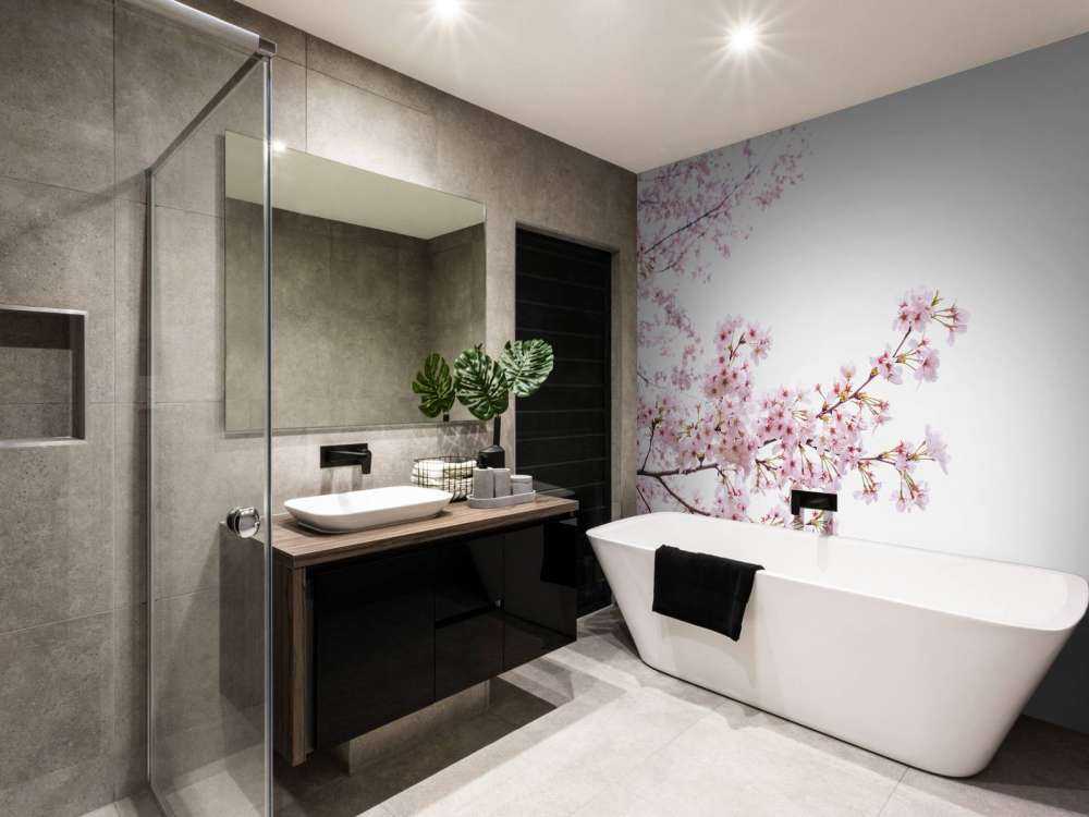 Gałęzie z różowymi kwiatami