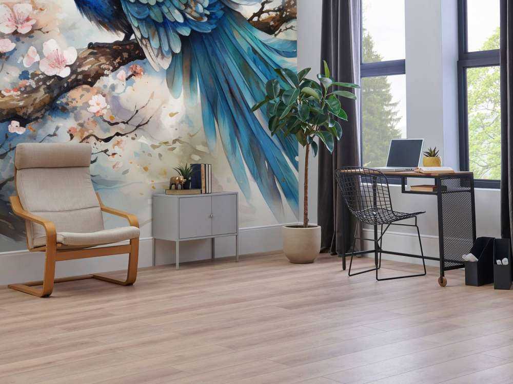 Paw w Wiosennej Mgle