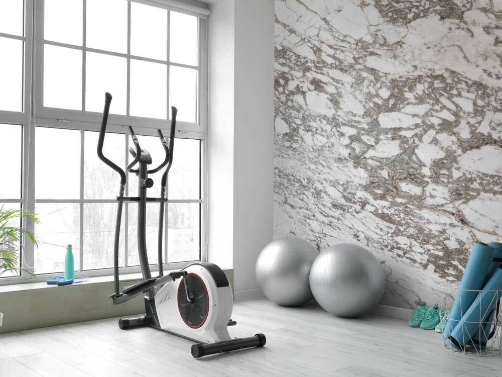 Biały marmur o gruboziarnistej strukturze