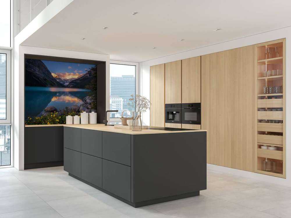 Golden Throne of Lake Louise