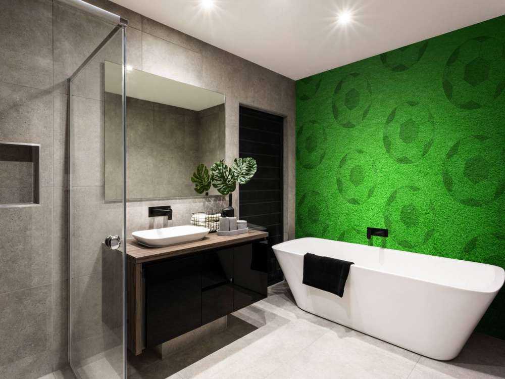 Gra w piłkę nożną na trawie