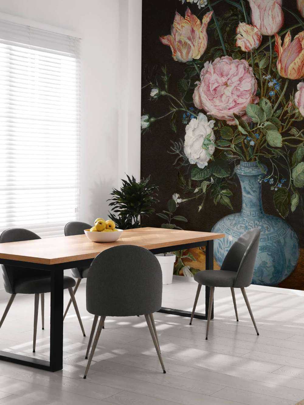 Wazon Wan-Li z kwiatami