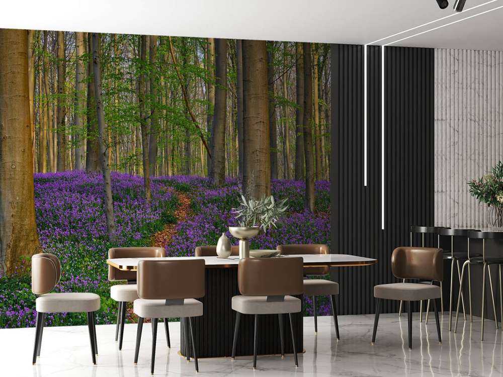 Ładna ścieżka przez las