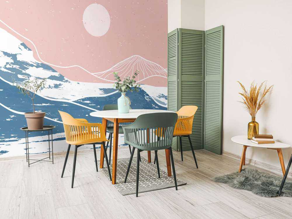 Zimowe góry na tle słońca