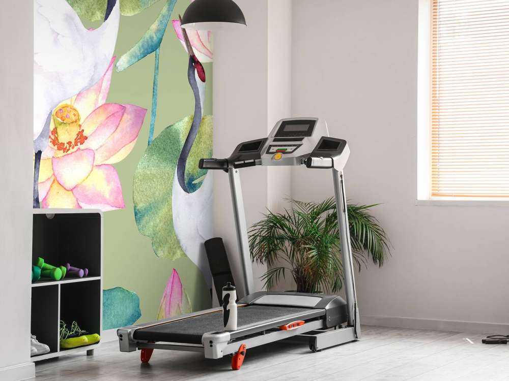 Żurawie między kwiatami