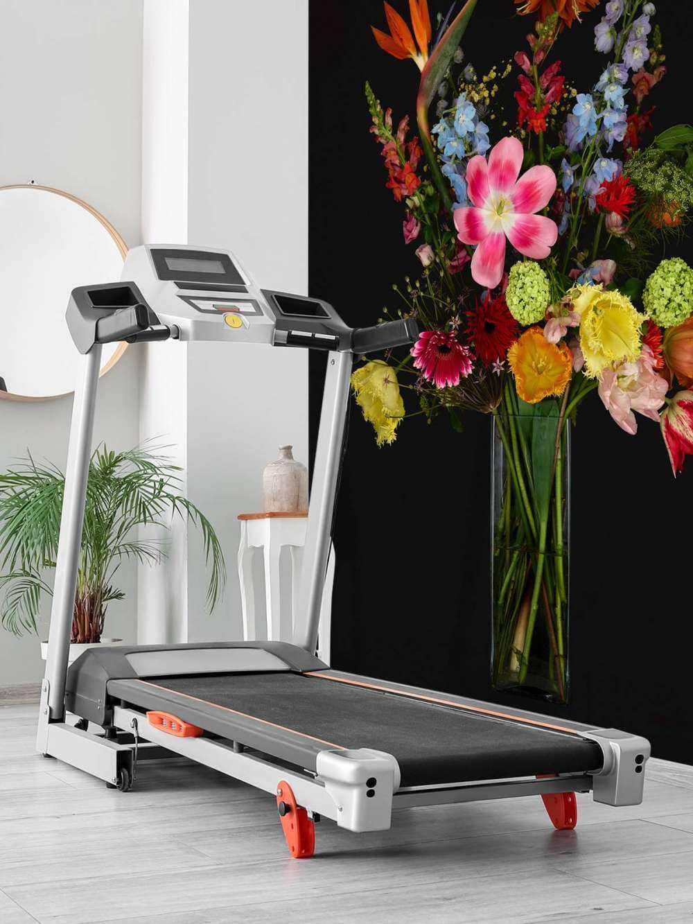 Bukiet kwiatów w szklanym wazonie