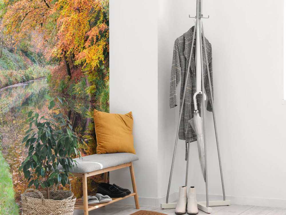 Ścieżka wzdłuż kanału