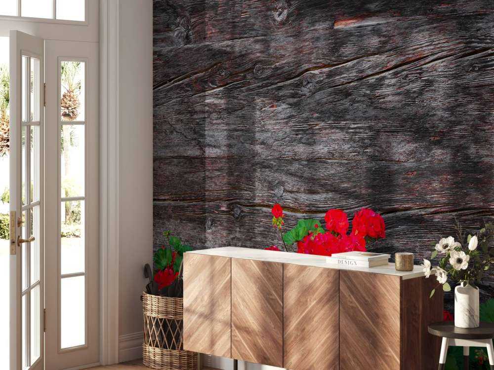 Drewno zwietrzałe z kwiatami